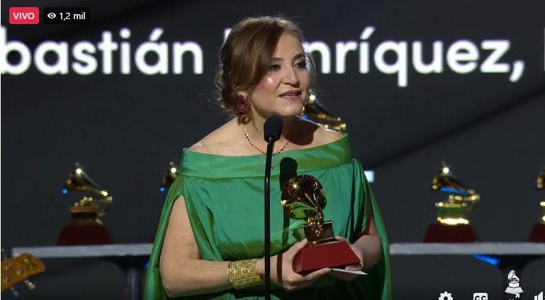 Berta Rojas gana el Premio Latin Grammy y regocija a todo un país ante el mundo