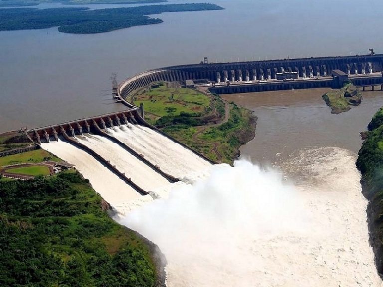 El Estado ya recibió USD 387 millones por Anexo C de Itaipú este año, ¿hubo buen uso?