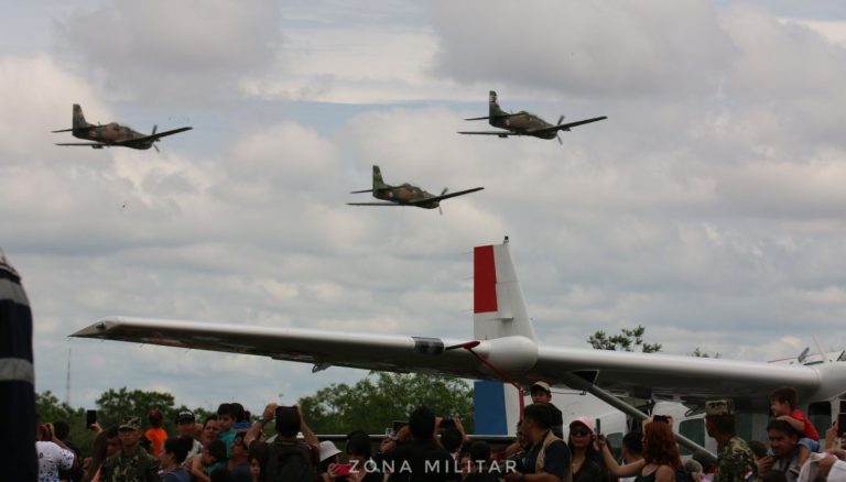 Festejos por el aniversario de la Fuerza Aérea motivan presencia de militares norteamericanos