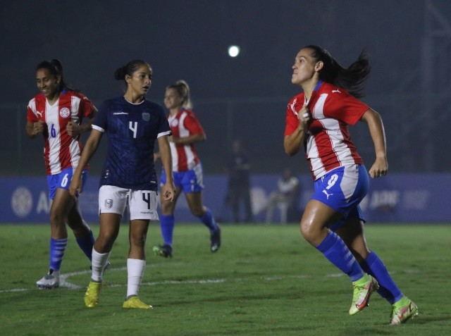 Nueva victoria de las damas albirrojas ante Ecuador