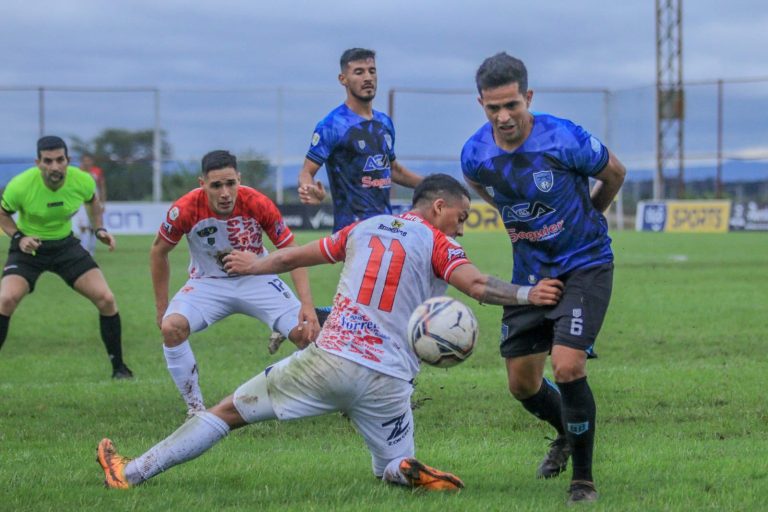 Atyrá fue infalible en los penales en Carapeguá