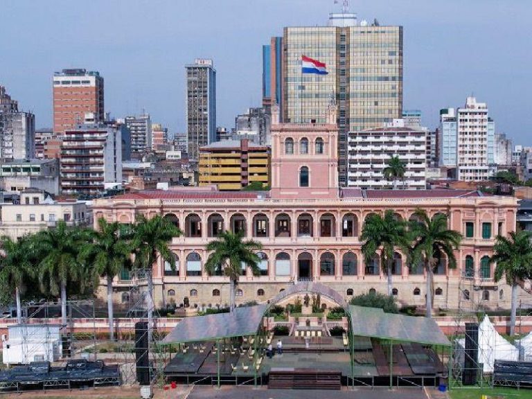 Algunas delegaciones inician viaje para la toma de mando de Peña