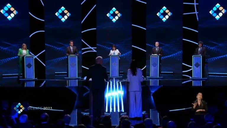 Debate argentino con fuertes cruces entre principales candidatos