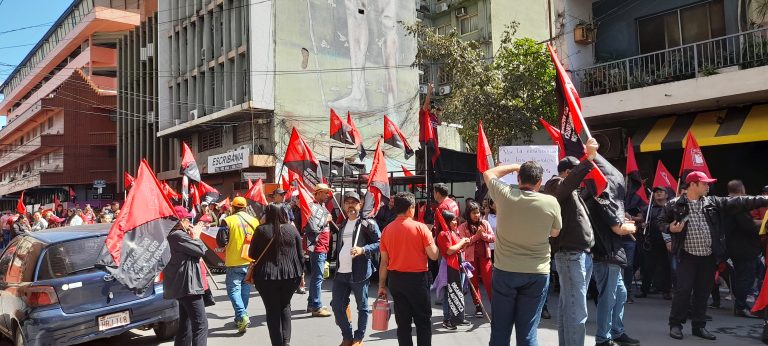 Docentes nuevamente van al paro porque el gobierno no cumplió el acuerdo sobre aumento