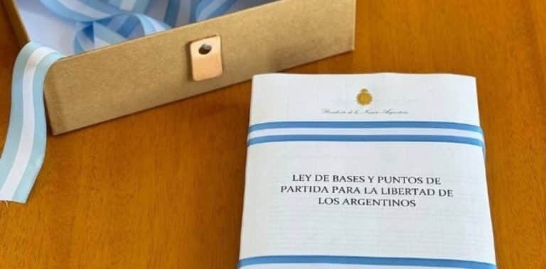 Milei quiere amplia reforma en Argentina, pide divorcio exprés, privatización y fin de las PASO