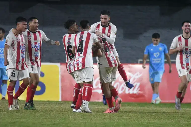 Limpeño, Independiente y «12» de Santo Domingo triunfan en Copa Paraguay