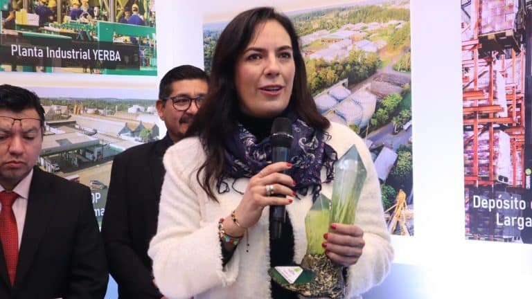 Peña designa a la ministra del MOPC, Claudia Centurión, como nueva consejera de Itaipu