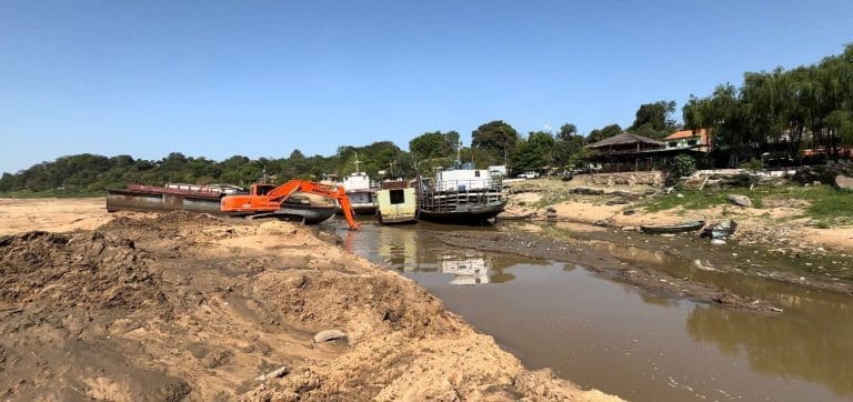 ESSAP toma medidas urgentes ante la crítica bajante del nivel de aguas en el río Paraguay