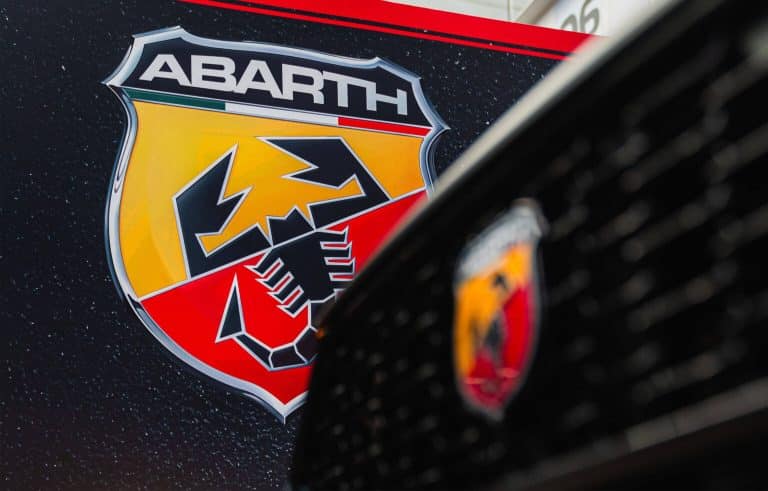 «El Legado Inquebrantable de Abarth»